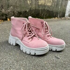 Guess Hedya Pink Ankle Boot Women's Size 6 Combat Lace Up Pastel Punk‎ Shoes